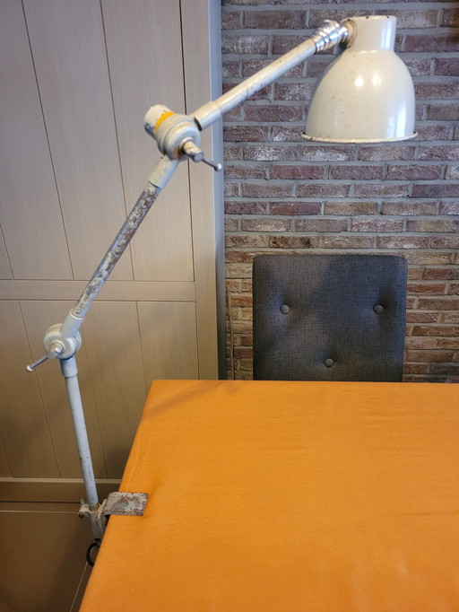 Unique Table Lamp Desvil