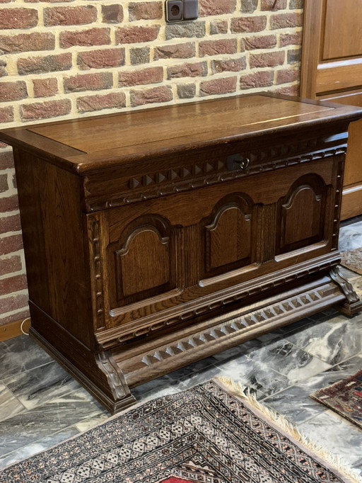 Solid Oak Stereo Furniture For Vinyl Records And Sound Installation.