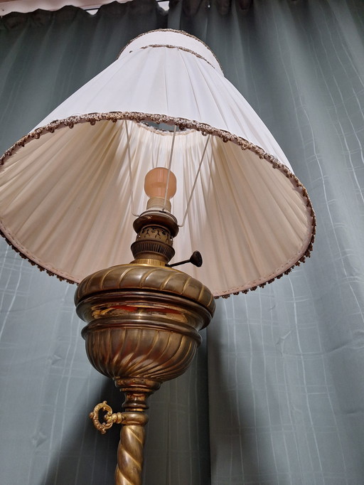 Old Fashioned Floor Lamp With Marble Top