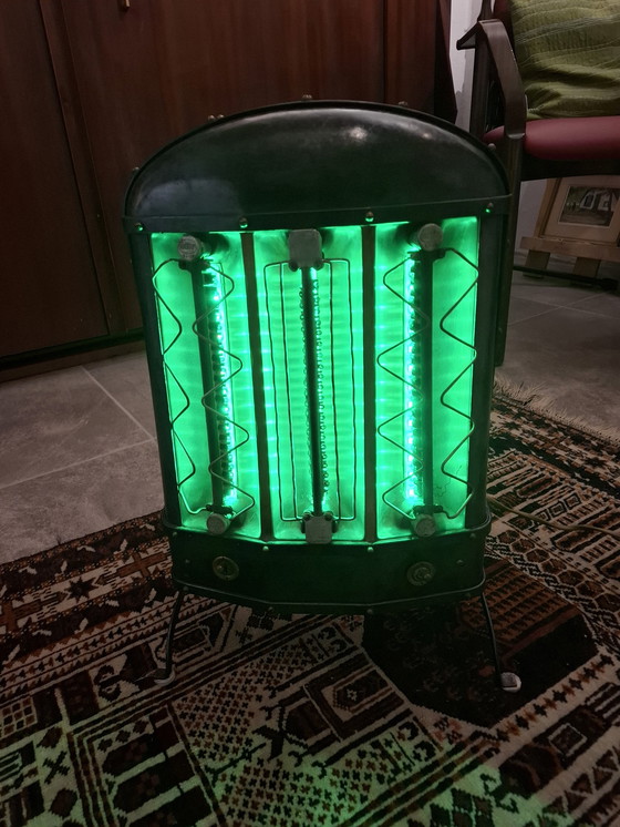 Image 1 of Stufa radiante d'epoca