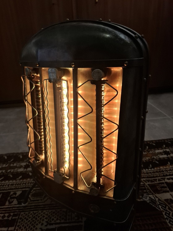 Image 1 of Stufa radiante d'epoca