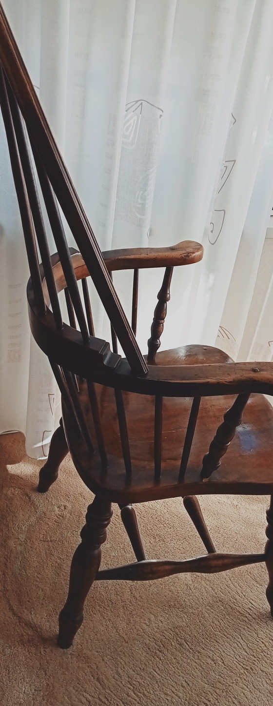 Image 1 of Autentico tavolo ovale antico da fattoria con gambe a ribalta e 4 poltrone Windsor