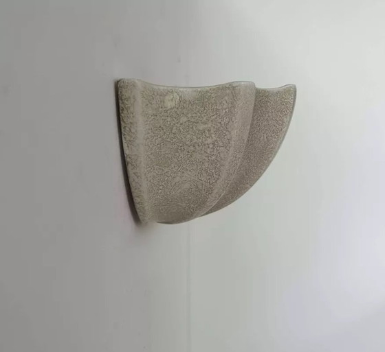 Image 1 of Lampada da parete vintage in porcellana a conchiglia, beige screziato, Francia 1960