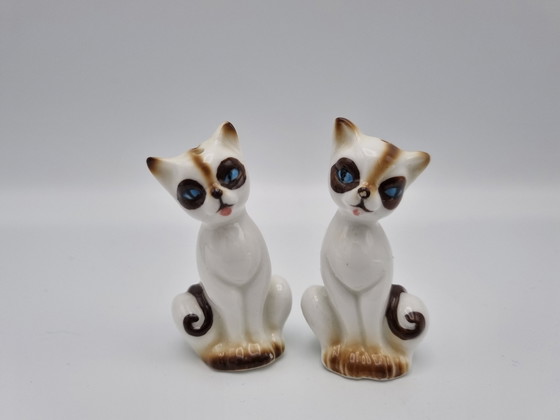 Image 1 of 2x Siamese cat salt and pepper