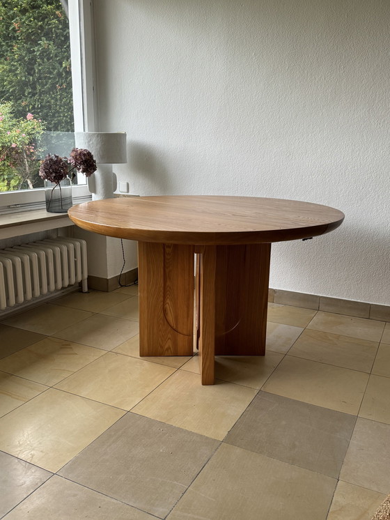 Image 1 of Luigi Gorgoni Round Dining Table In Elm Wood Roche Bobois 1980