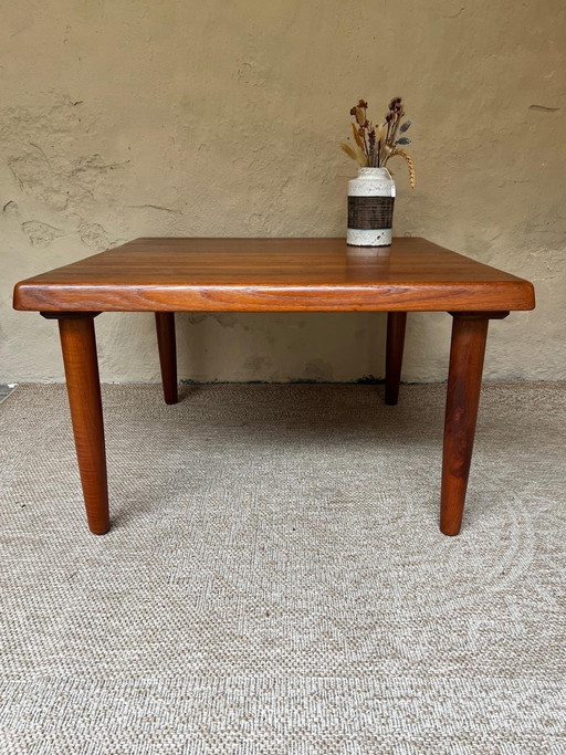 Danish Design Coffee Table Niels Bach Solid Teak Round Leg