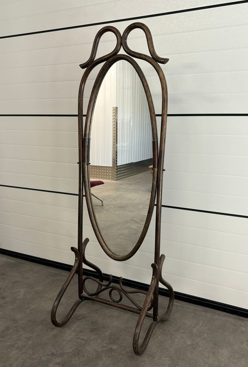 Specchio vintage in rattan di Manou