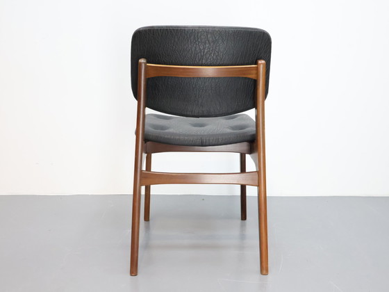 Image 1 of Ensemble de 4 chaises vintage en teck