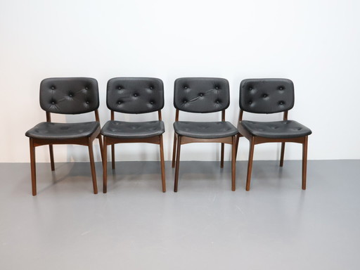 Ensemble de 4 chaises vintage en teck