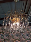 Grande lampadario vintage a goccia in vetro e ottone