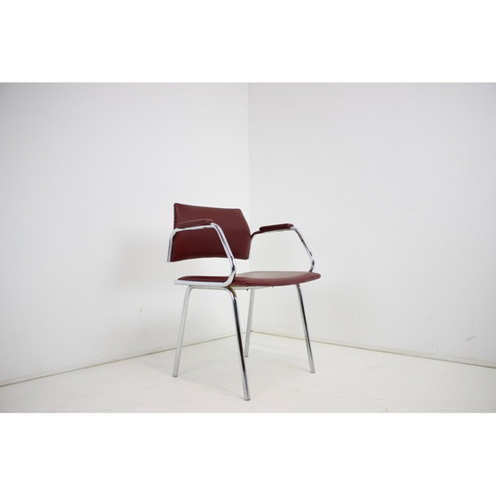 Image 1 of Poltrona vintage in cromo e similpelle di Kovona, Cecoslovacchia 1980