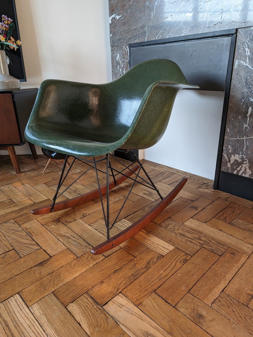 Herman Miller Eamnes Rar Rocker