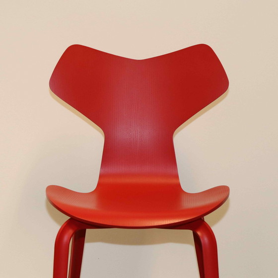 Image 1 of Chaise Fritz Hansen Grand Prix par Arne Jacobsen