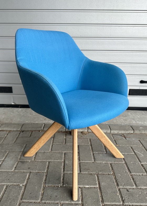 Image 1 of Arco Ease design chair