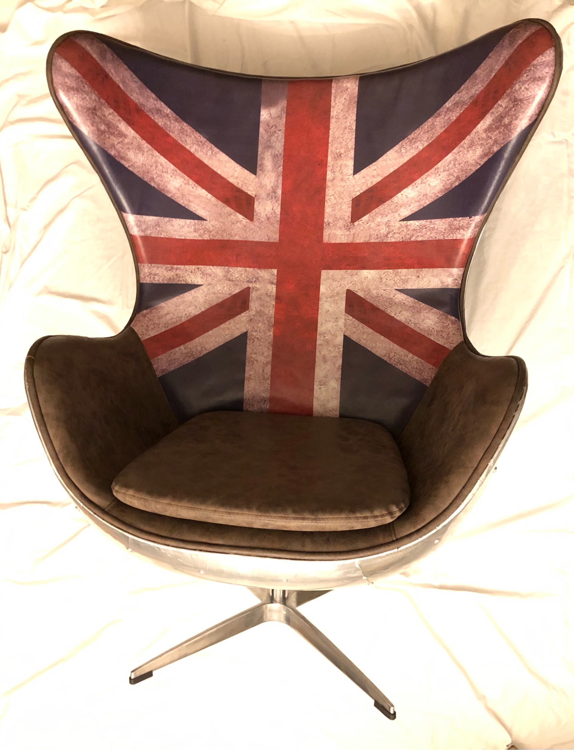 Union jack egg discount chair