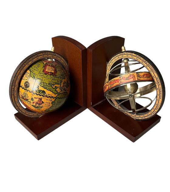Image 1 of 2 x fermalibri vintage a forma di globo italiano in ottone/legno