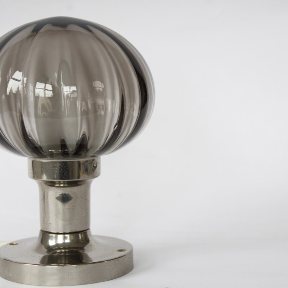 Image 1 of Lampe en verre fumé vintage