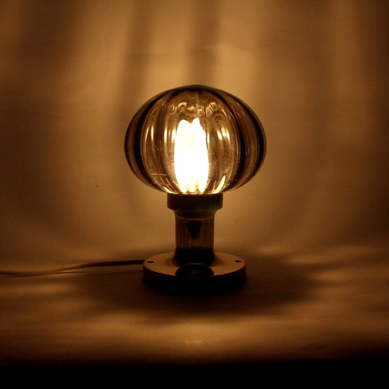 Image 1 of Lampe en verre fumé vintage