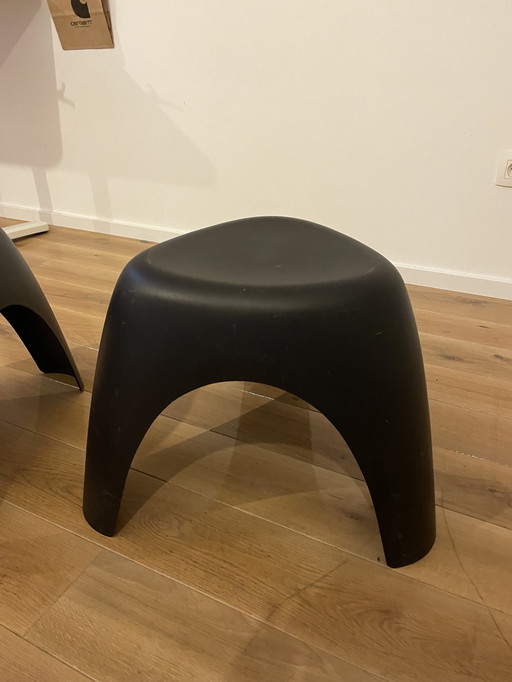 2x Vitra Elephant Stool