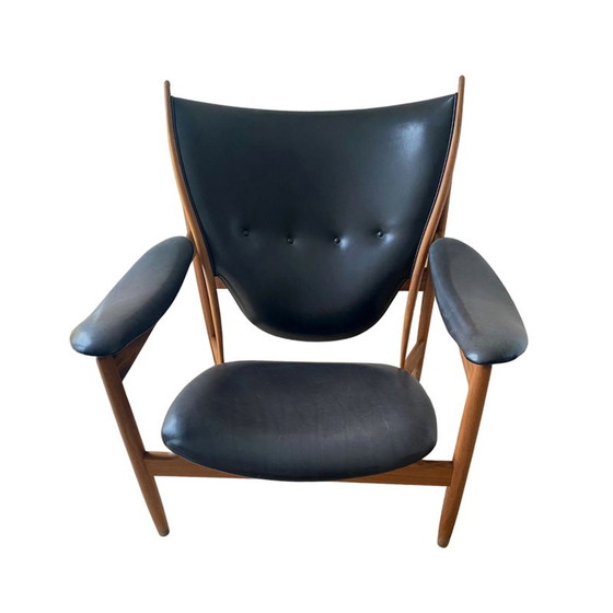 Image 1 of Vintage ash wood and leather armchair by Finn Juhl Chieftain
