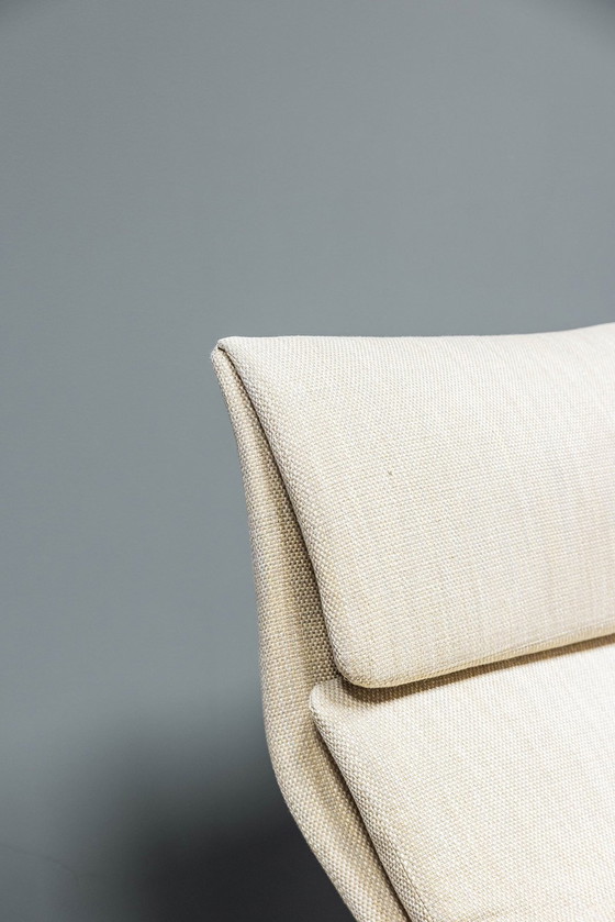 Image 1 of Poltrone Wave Lounge