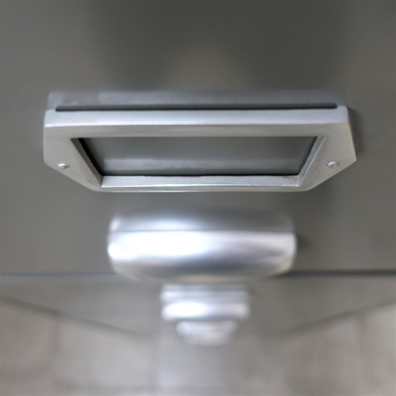 Image 1 of Commode industrielle vintage