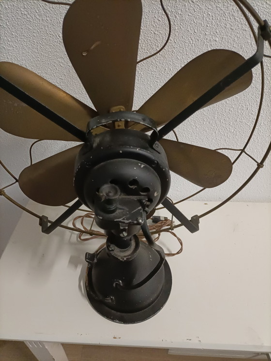 Image 1 of Ventilatore vintage in ottone General Electric da 16 pollici, anni '20