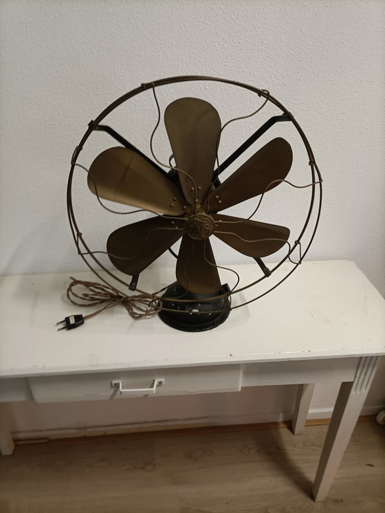 Image 1 of Ventilatore vintage in ottone General Electric da 16 pollici, anni '20