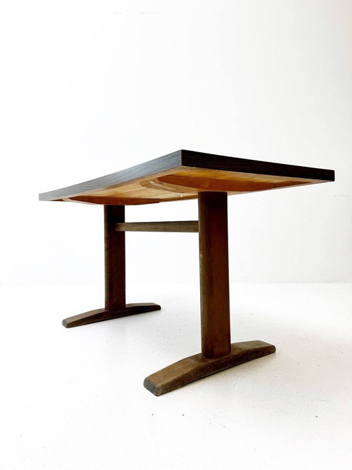 Table de bistrot en bois