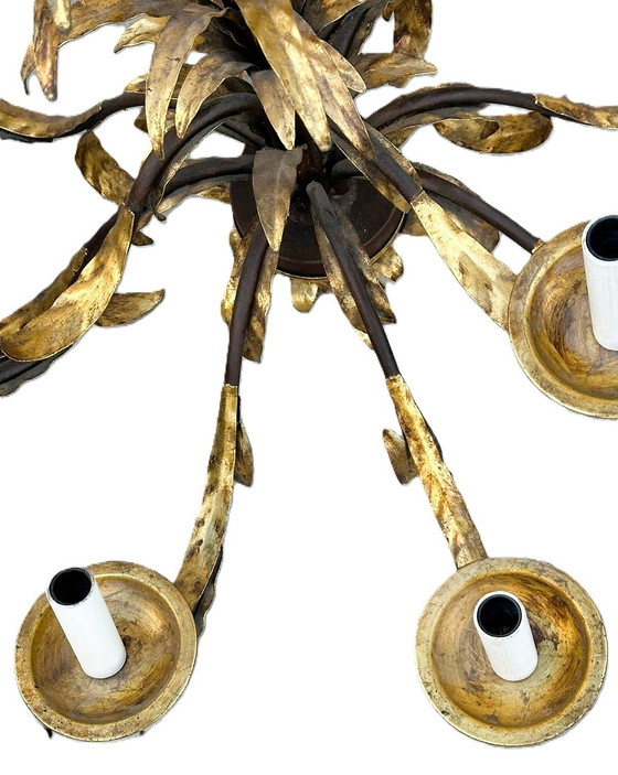 Image 1 of Lampadario vintage con foglie dorate