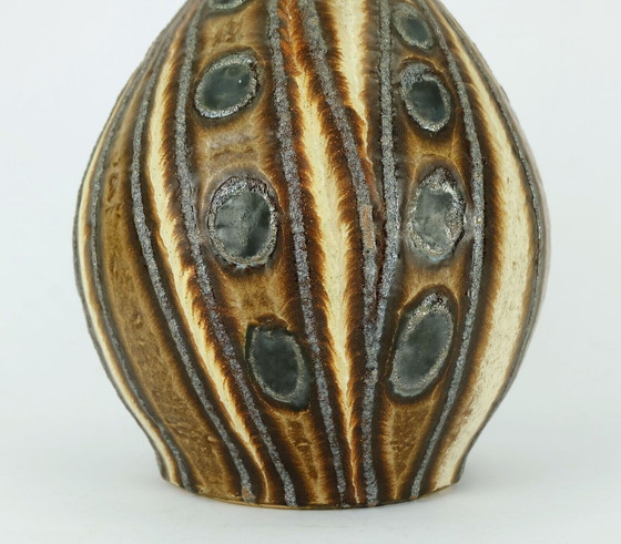 Image 1 of  vase bay keramik model 610 25 fat lava circle and wave pattern 1970s