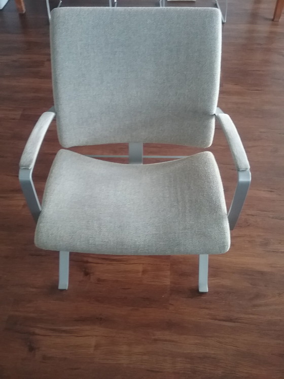 Image 1 of 2x Artifort chair DoDo