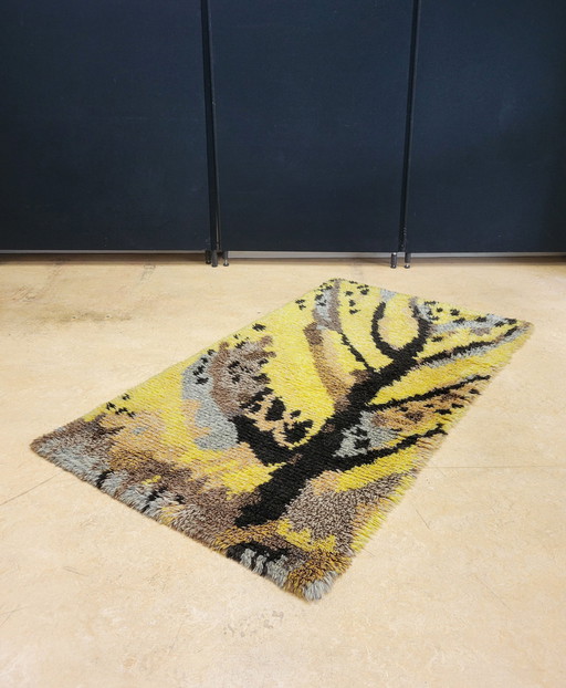 Vintage Hand Knotted Decorative Wool Rug