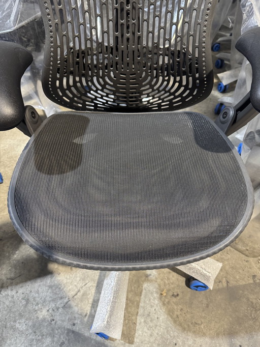 Refurbished Herman Miller Mirra 1 Graphite Office Chair (300 Units Available)