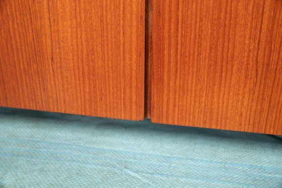 Image 1 of Credenza vintage in teak degli anni '60 ristrutturata