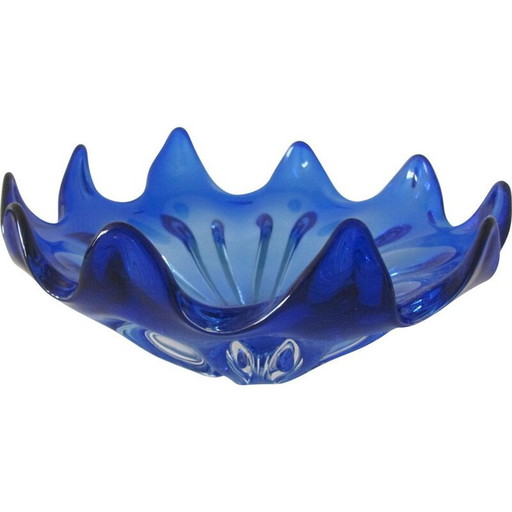 Vintage Czechoslovakia glass bowl with pointed rim, 1960