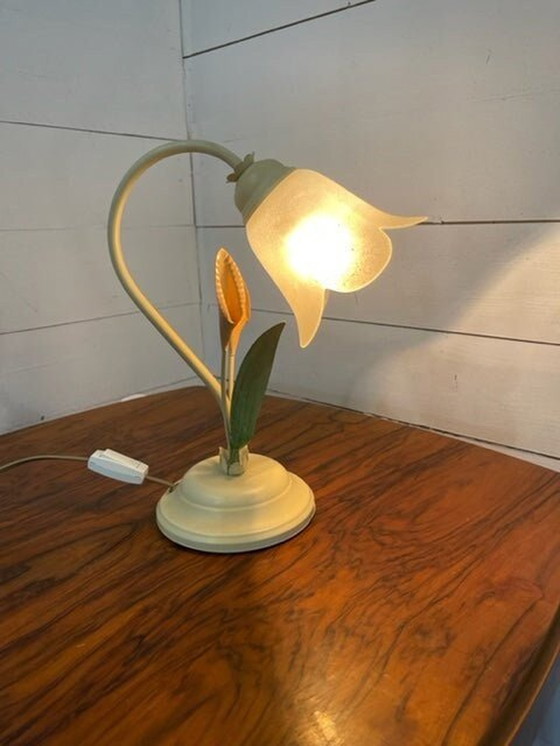 Image 1 of Lampe de bureau vintage à fleurs