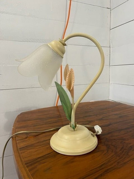 Image 1 of Lampe de bureau vintage à fleurs