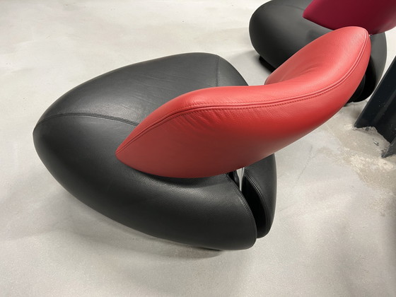 Image 1 of Fauteuil Leolux Pallone cuir rouge noir