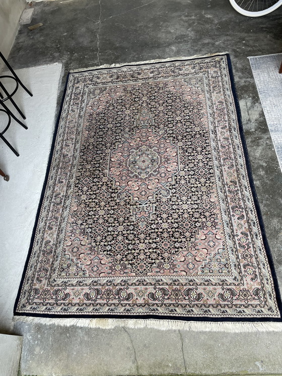 Image 1 of Tapis persan Bidjar noué à la main en rose et bleu