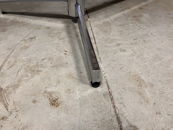 Image 1 of Tavolo da pranzo vintage ovale in rovere massello cromato