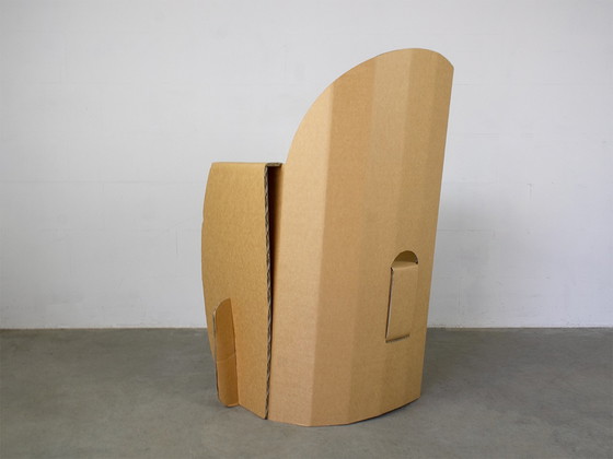 Image 1 of fauteuil design en carton