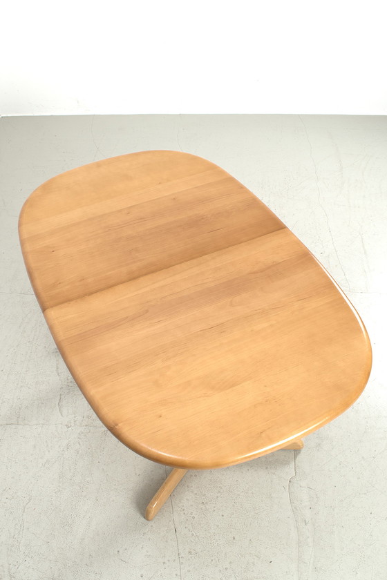 Image 1 of Table coulissante ovale vintage