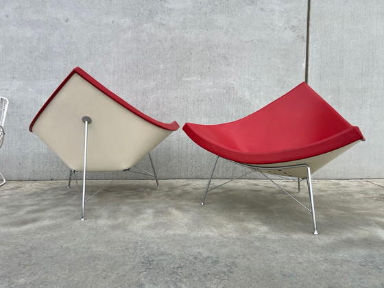 Image 1 of JEU DE 2 CHAISES EN COCONUT VITRA GEORGE NELSON