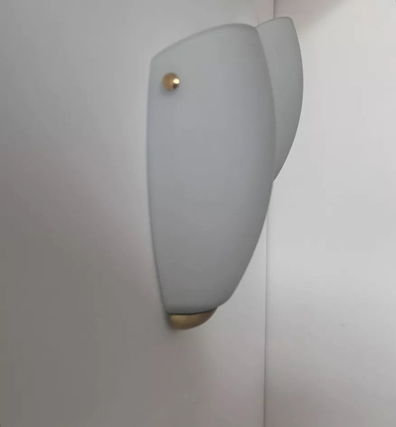 Image 1 of Lampada da parete vintage 2X, vetro opalino e ottone, Svezia 1970