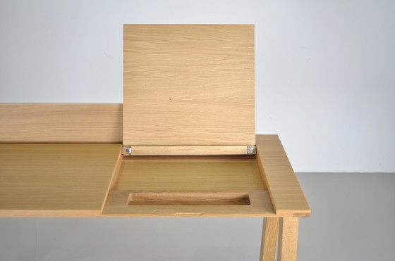 Image 1 of Bureau Ernest Punt par Borja Garcia Studio