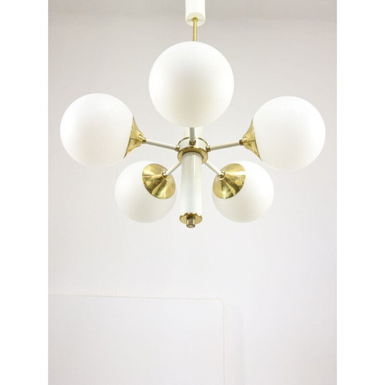 Image 1 of Vintage Sputnik chandelier in brass and opaline glass, Italy