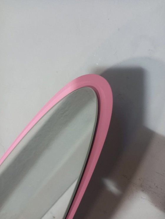 Image 1 of Pink Lipstick Mirror - Unghia Rodolfo Benetto