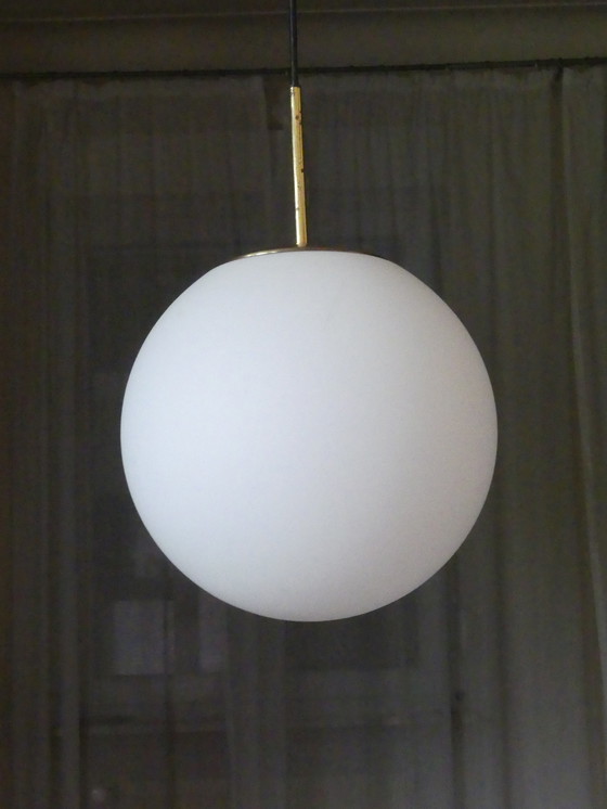 Image 1 of Ceiling lamp Limburg globe frosted glass