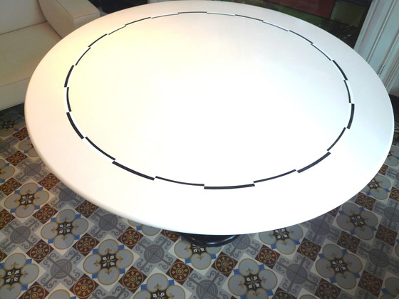 Image 1 of Dining table - Back to Memphis